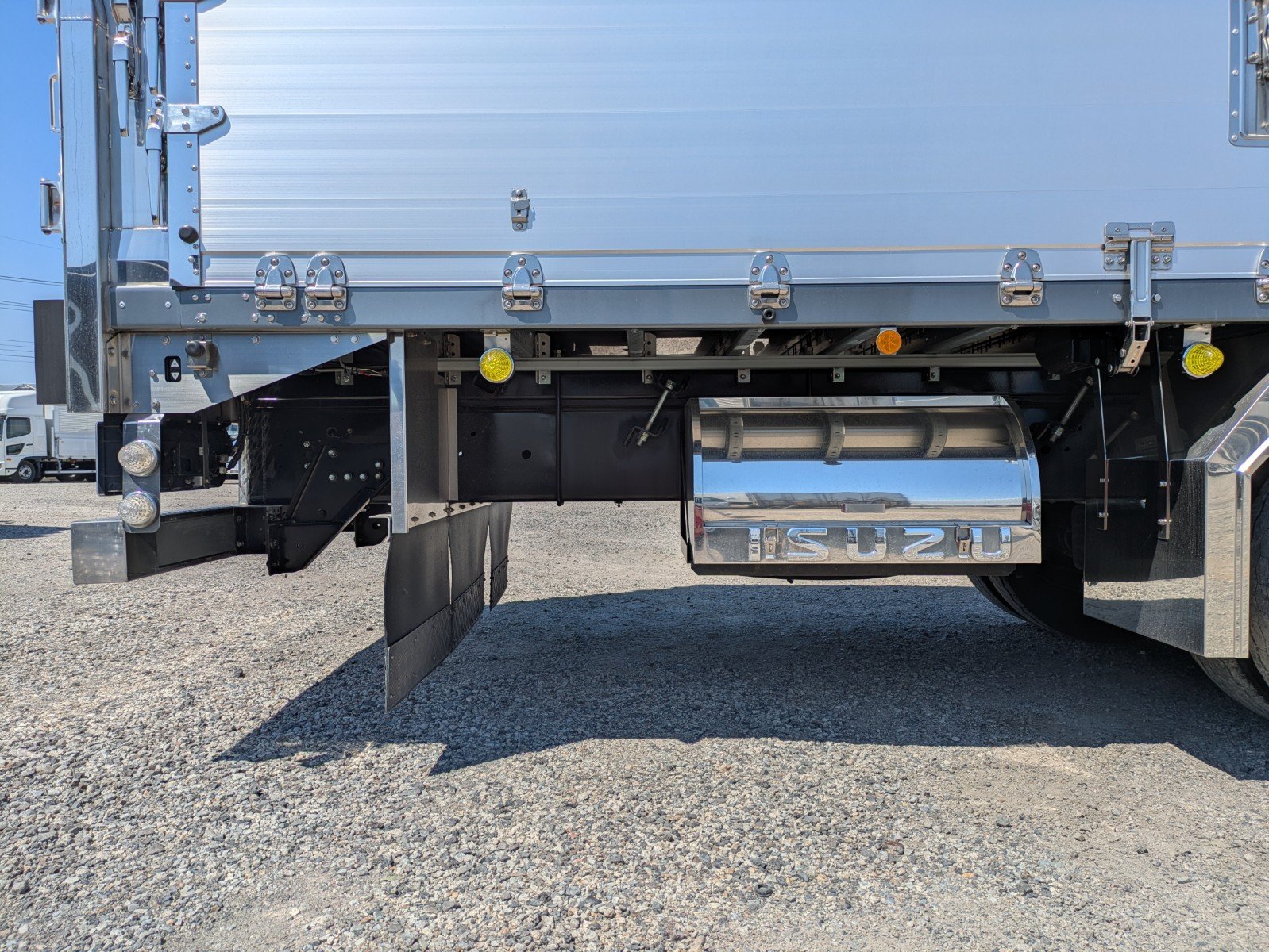 vehicle_image_20260409154305M4D7xZdaAg.jpg