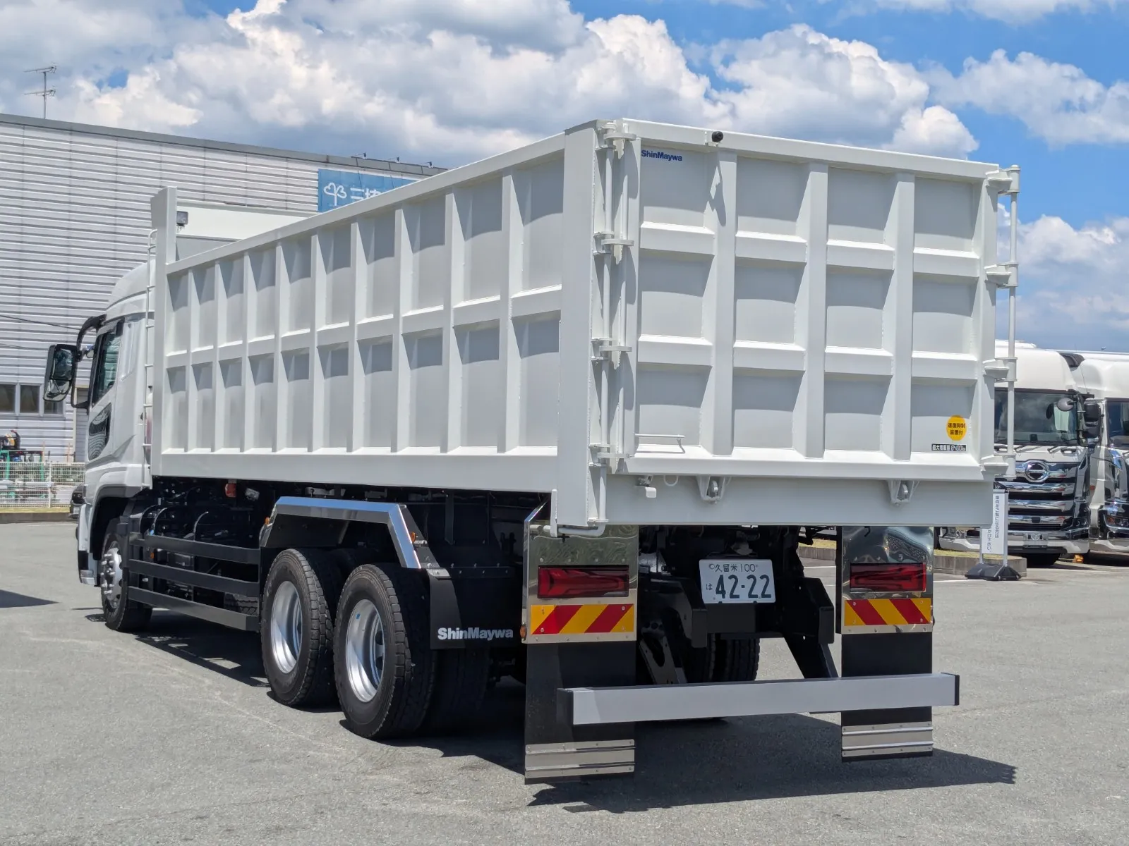 vehicle_image_20260713103120hJ0qbDjbIa.webp