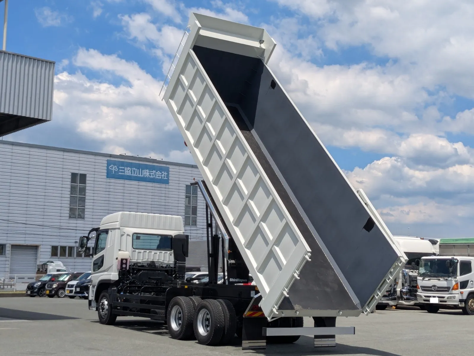 vehicle_image_20260713103134H0uVrGvXY7.webp
