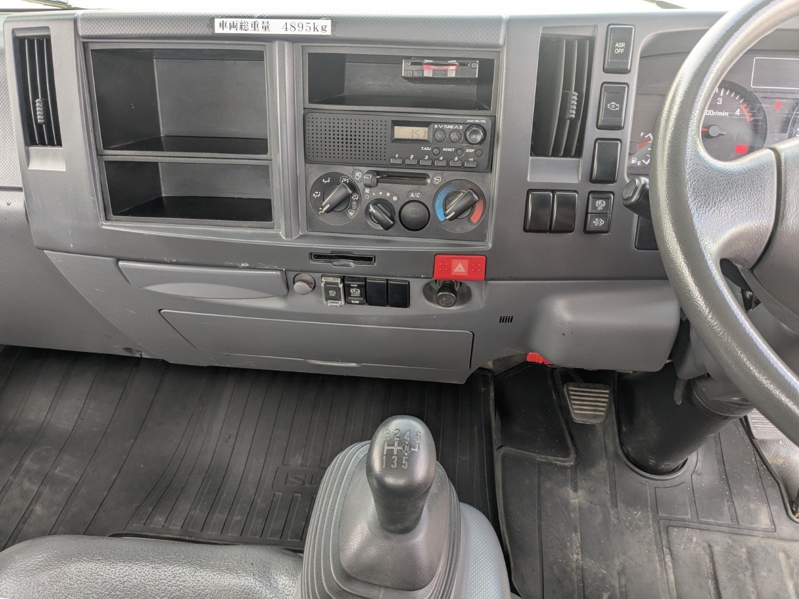 vehicle_image_20260513135347uN7rtcw2Gd.jpg