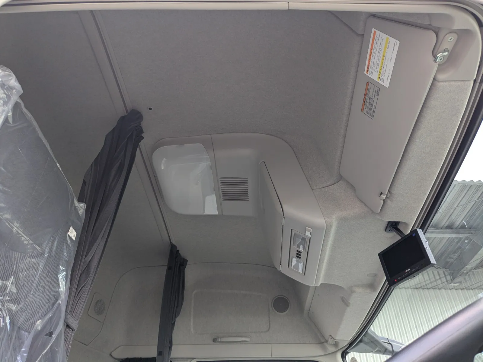 vehicle_image_20260713101919hw3KnP4hMf.webp