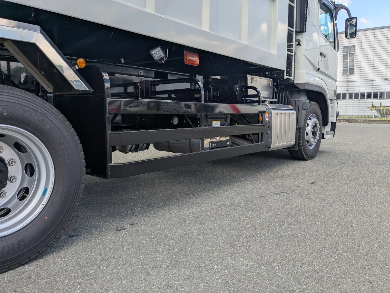 vehicle_image_20260713102542BZ3rqnSXjO.webp