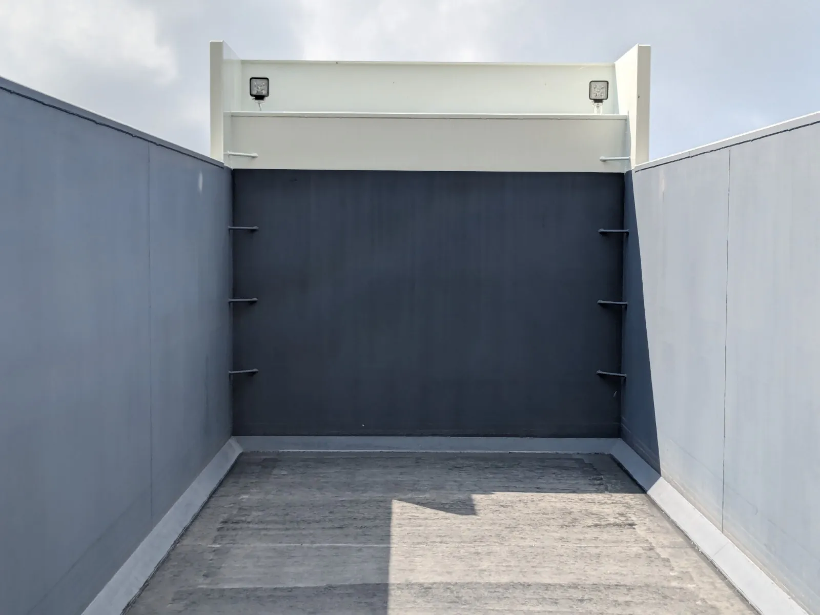vehicle_image_20260713102548LQGaLugxKy.webp