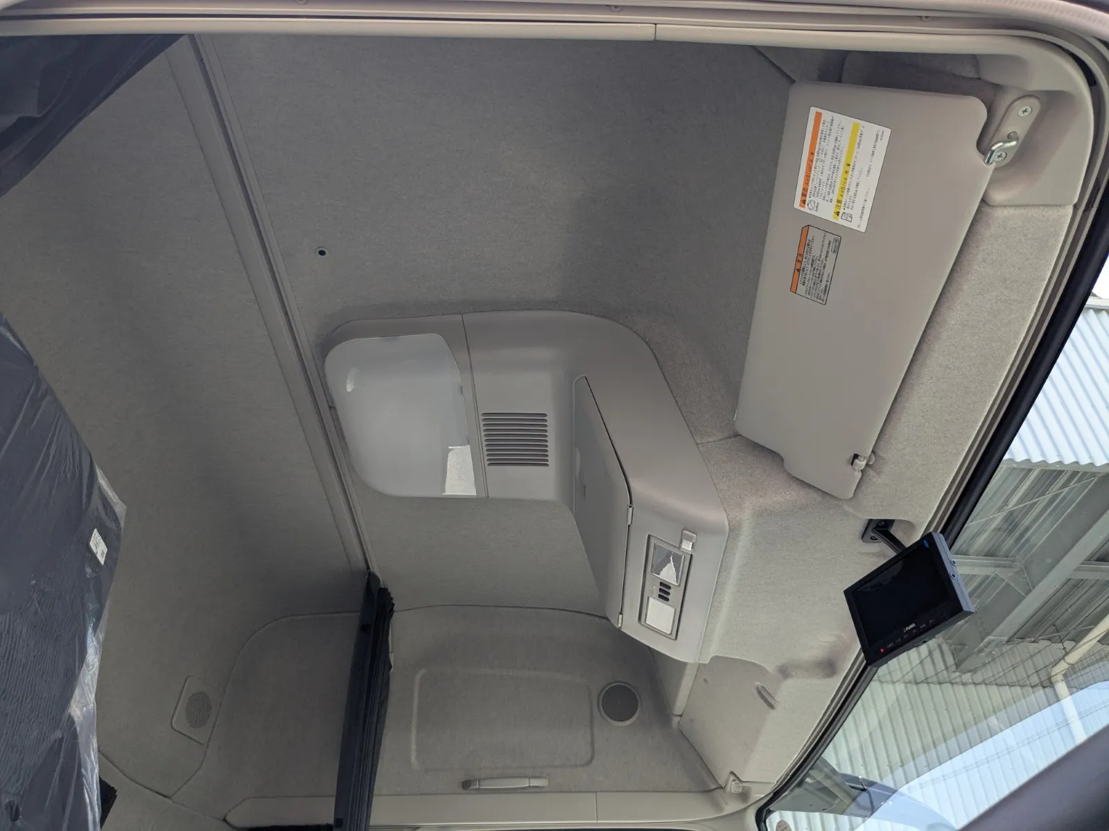 vehicle_image_20260713102548O6VjeIJn6N.webp