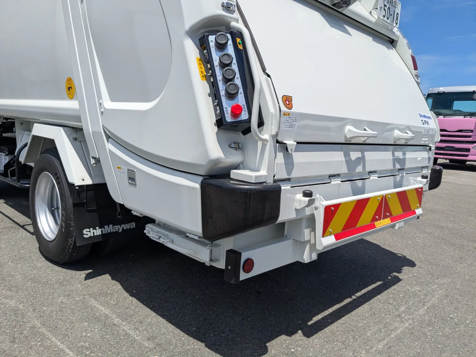 vehicle_image_20260730100836tfpCanQGAe.webp