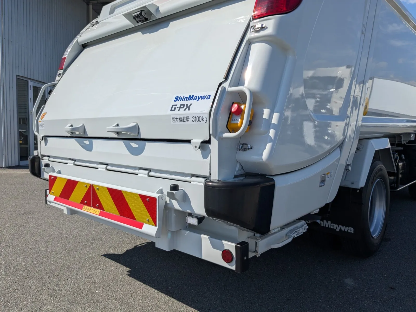 vehicle_image_202606300940074zVDBFbdmG.webp