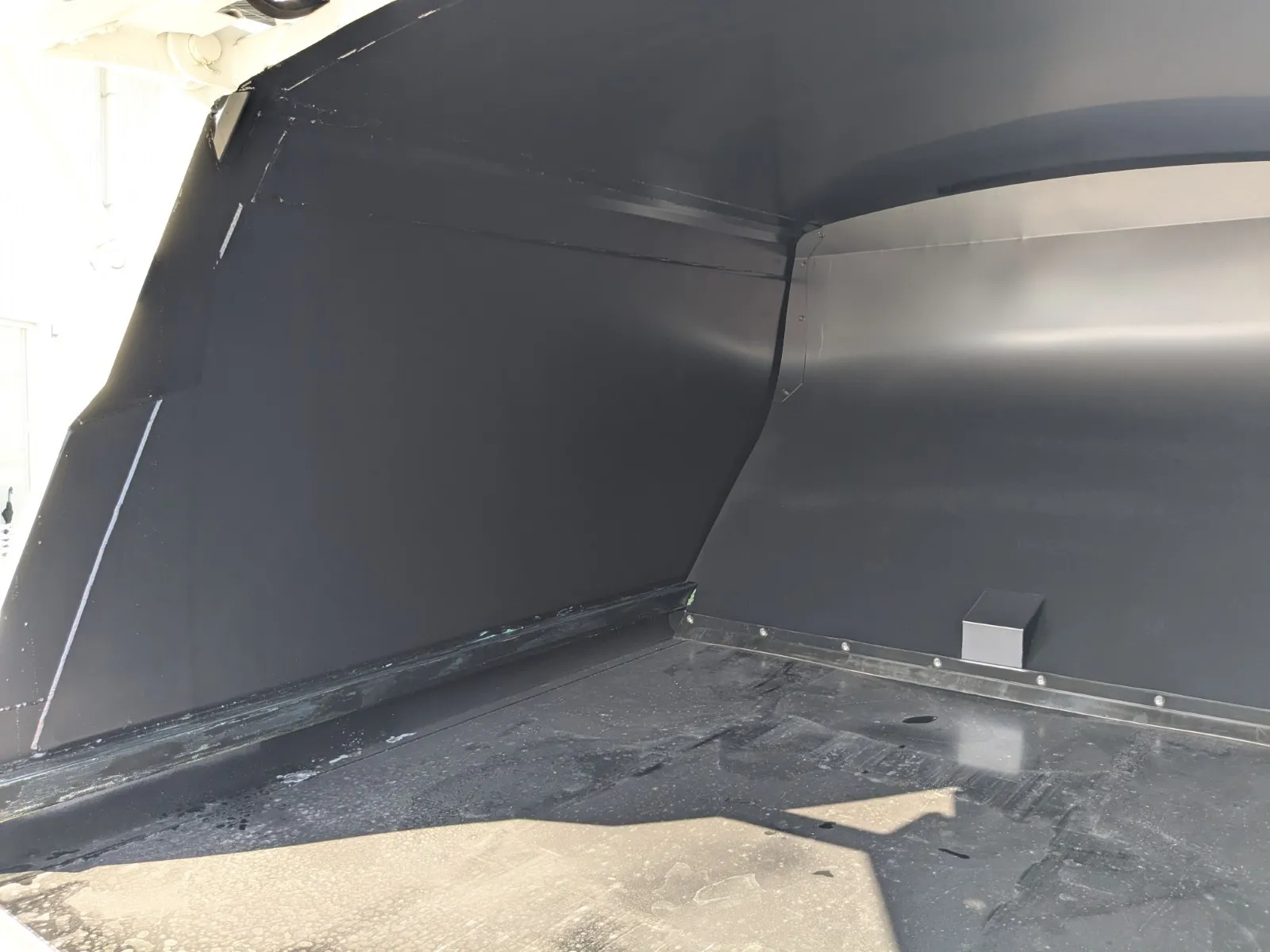 vehicle_image_202606300940149qcmIbM4T0.webp