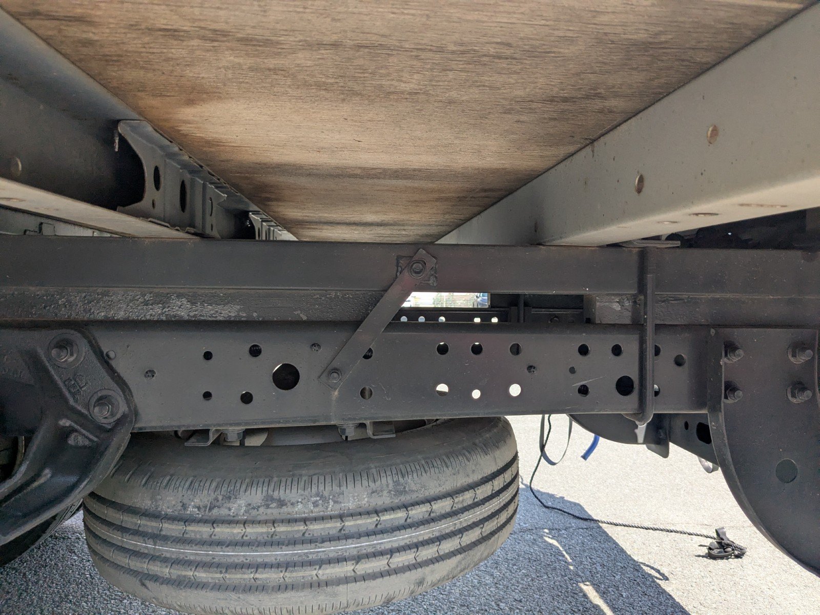 vehicle_image_20260422130114WkHvgGdztW.jpg