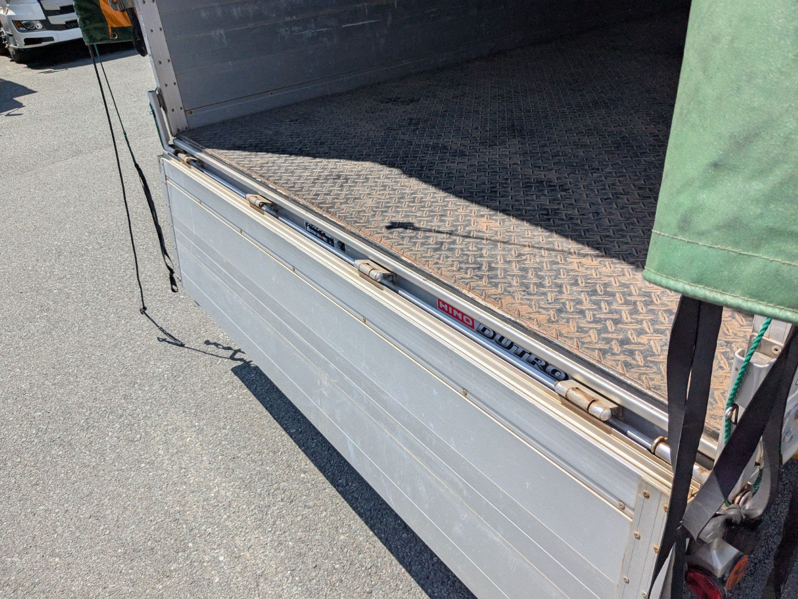 vehicle_image_20260422130114q0xI2Bvy9j.jpg