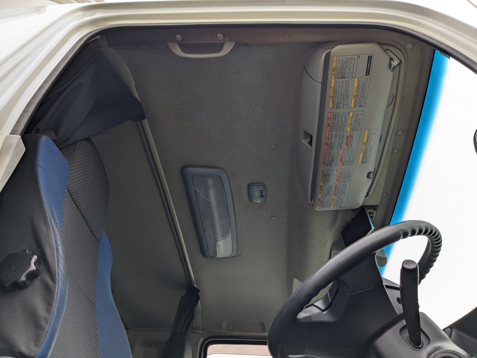 vehicle_image_20260520103242H0CdZ1Kcrq.jpg