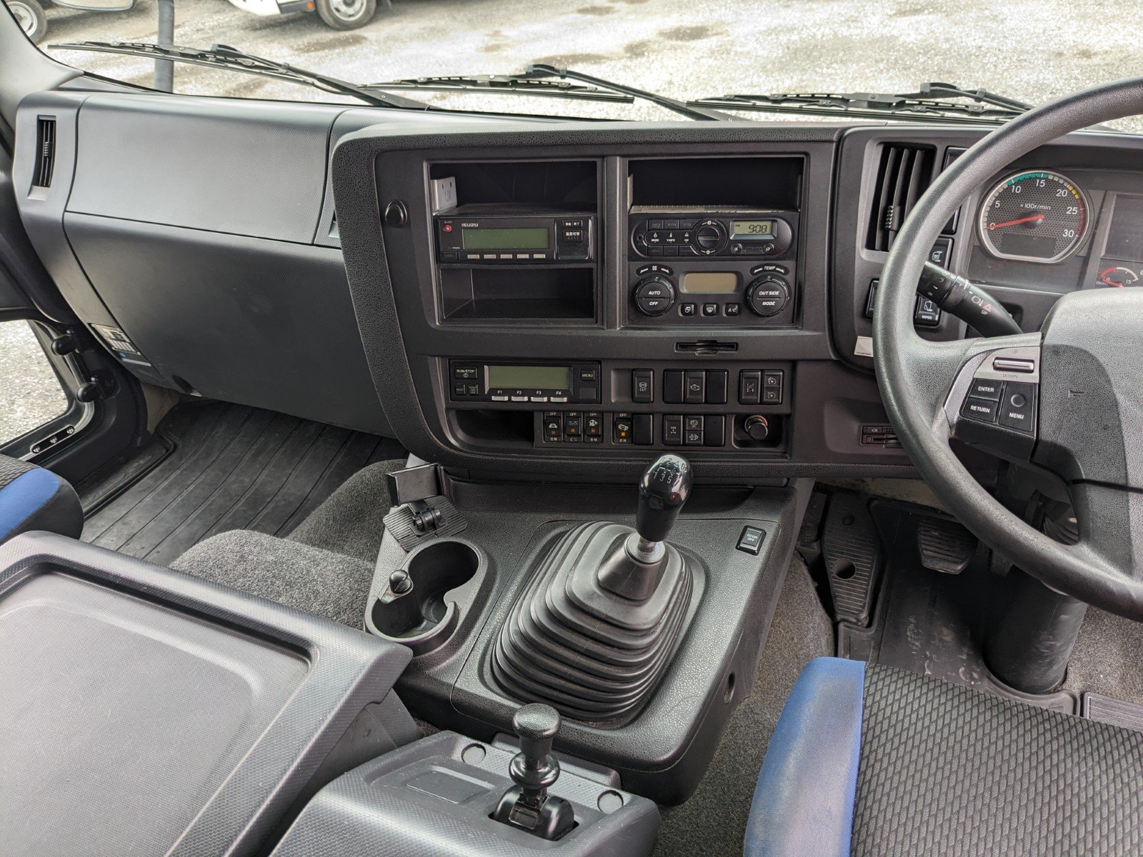 vehicle_image_20260520103242PrdWlZkvLP.jpg
