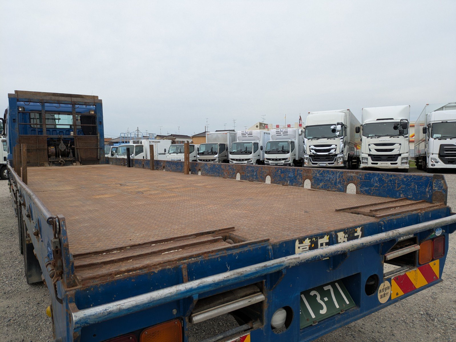 vehicle_image_20260422175929N1o6bFmiFX.jpg