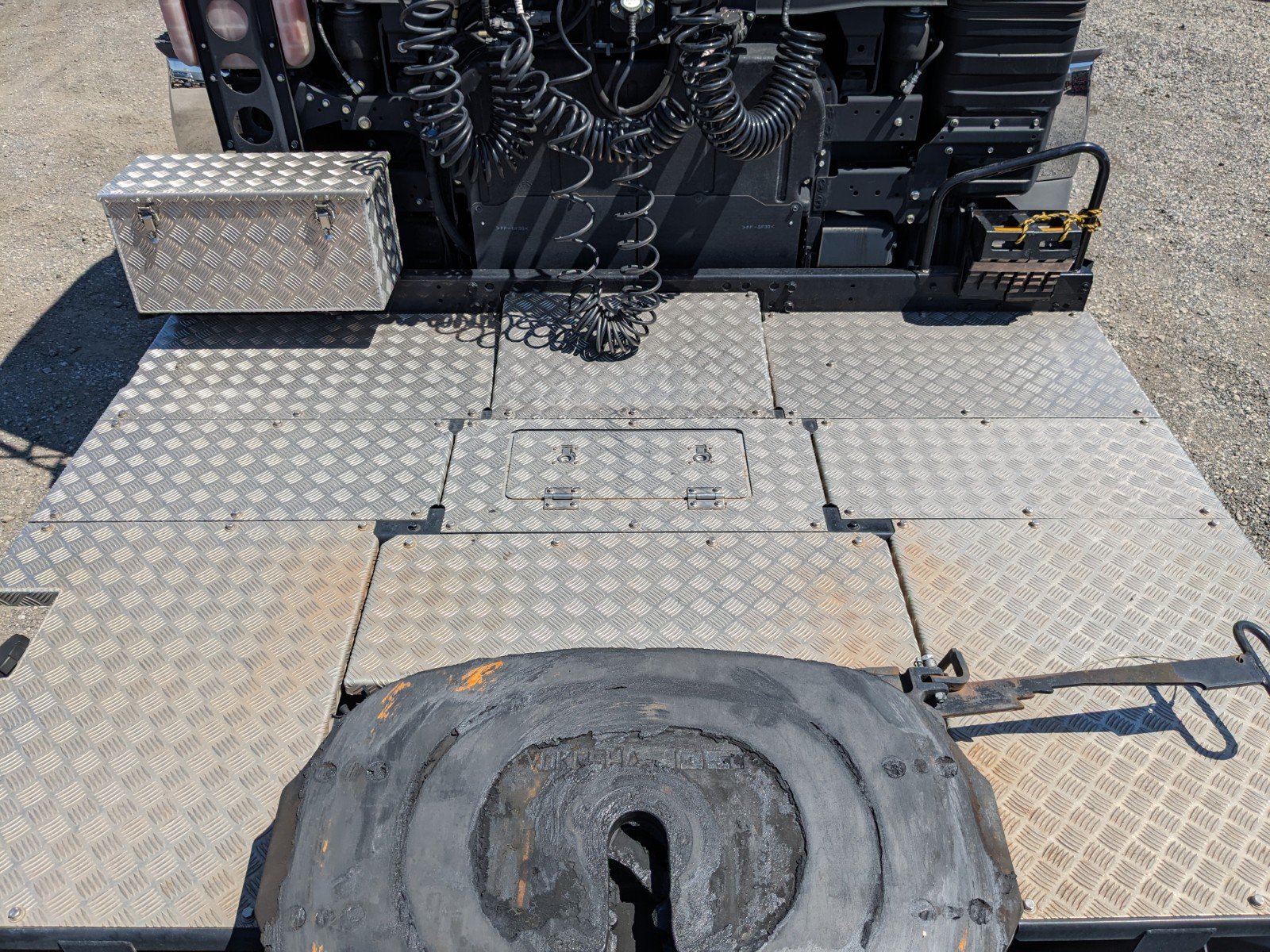 vehicle_image_202604201623214Dn6qNzdzv.jpg