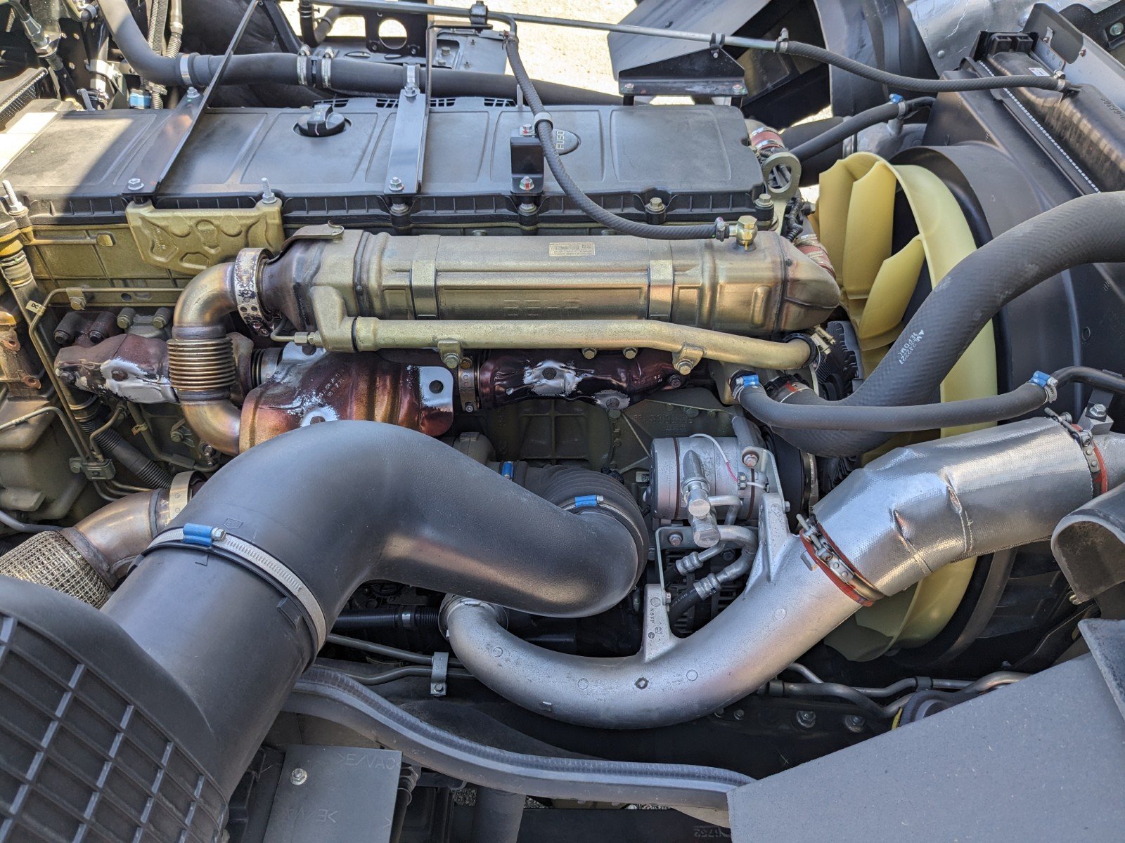 vehicle_image_20260420162321E0WAV8E9nJ.jpg