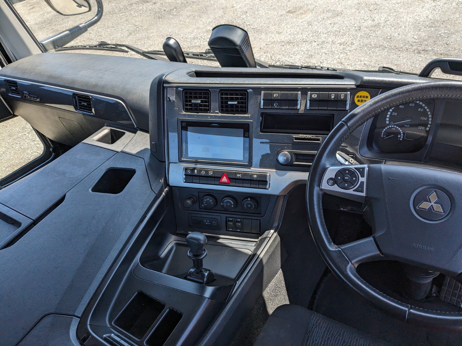 vehicle_image_20260420162321Zgv9Q1Gqiw.jpg