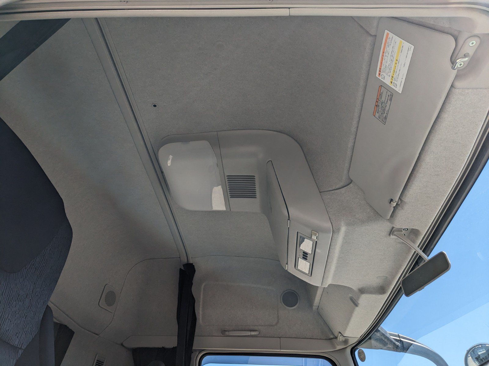 vehicle_image_20260420162321fSZNVKeW5v.jpg