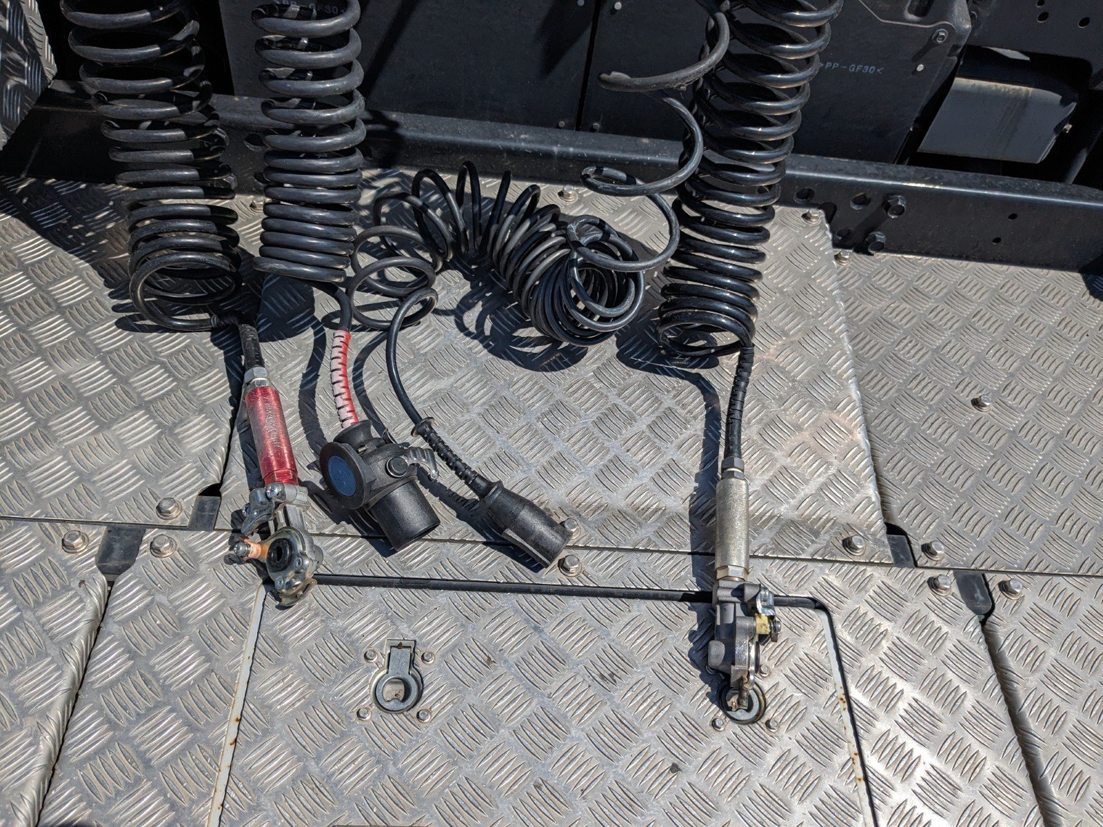 vehicle_image_20260420162321xCERpb7iK2.jpg