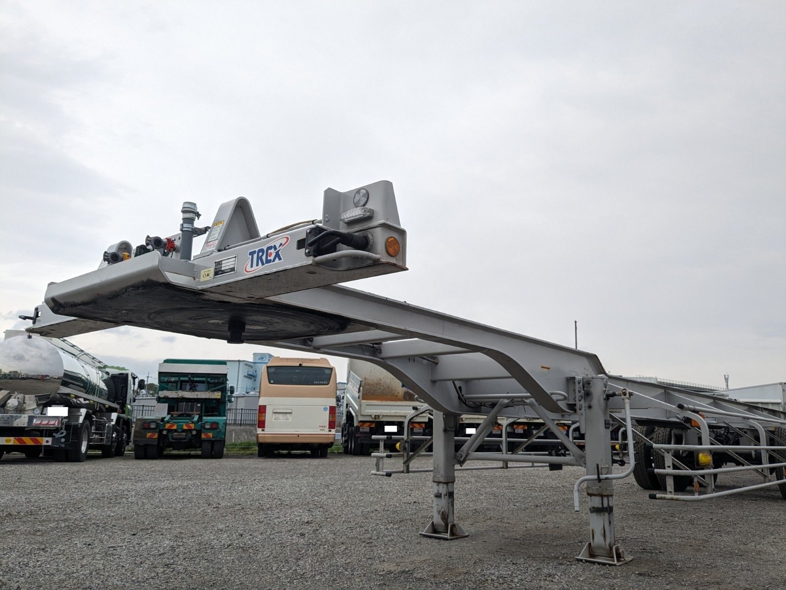 vehicle_image_20260416094107EzadXUbYr0.jpg