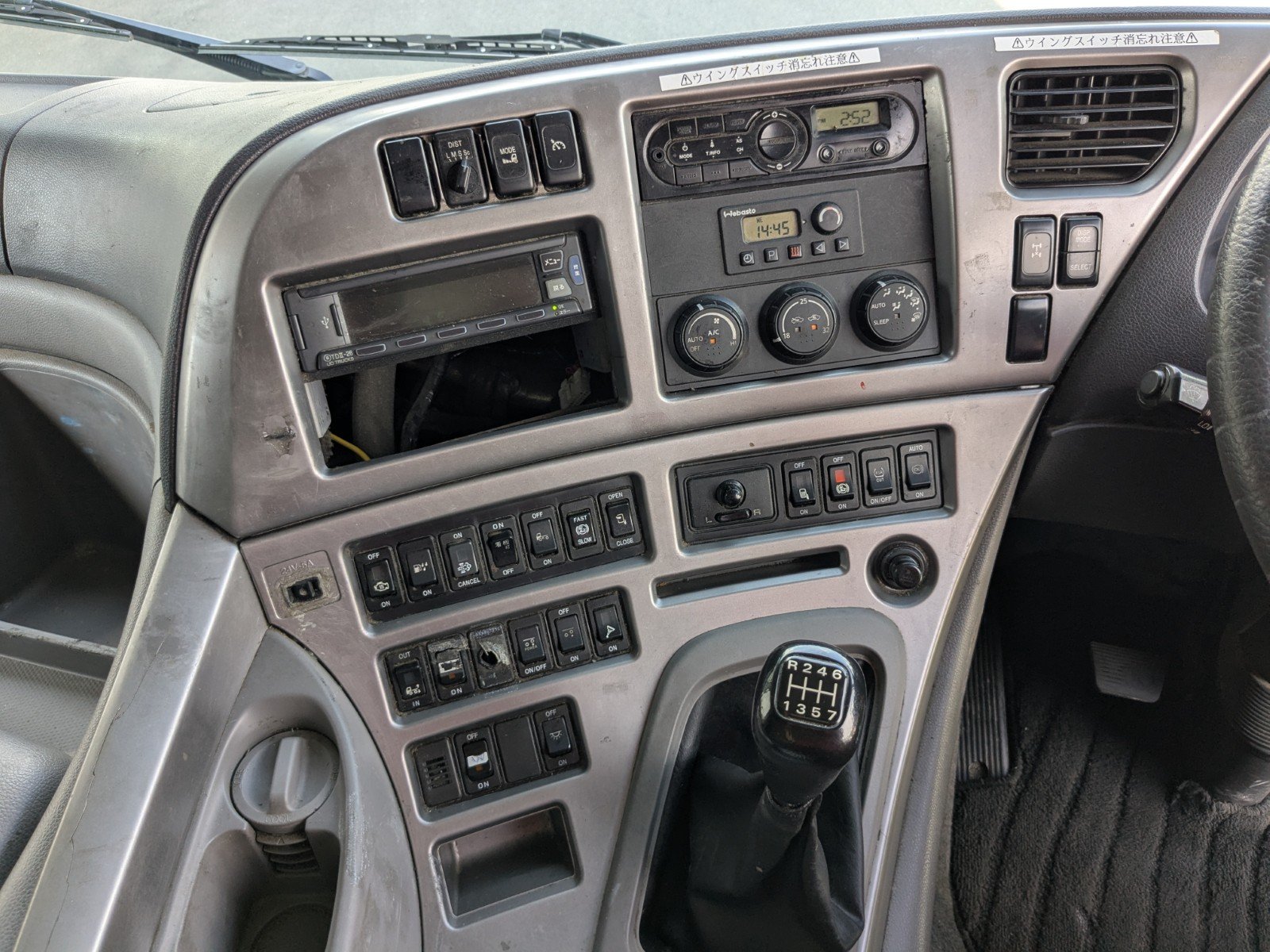 vehicle_image_20260615091246EgHMSLpeVR.jpg