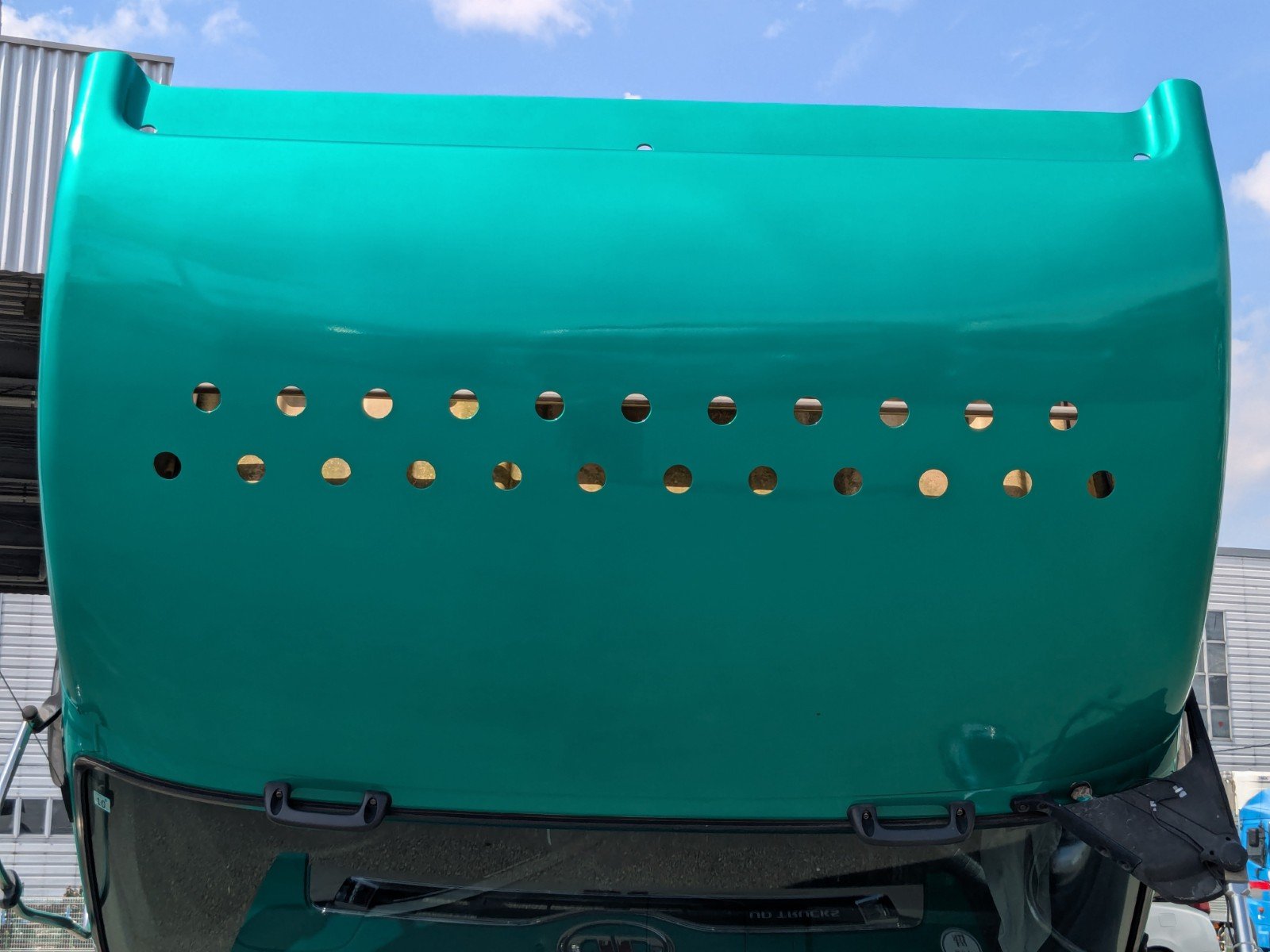 vehicle_image_20260615091246GLHKVTbCNz.jpg