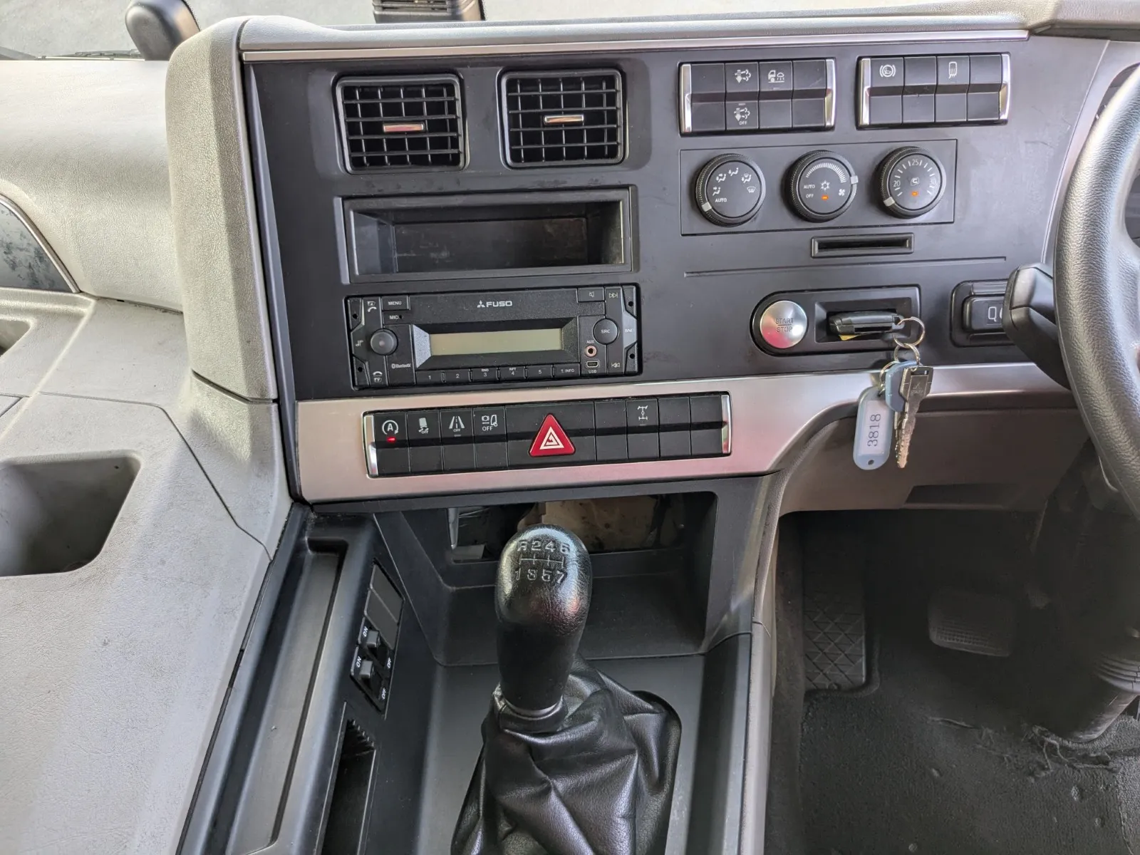 vehicle_image_20260722103600hXlf1d1y0M.webp