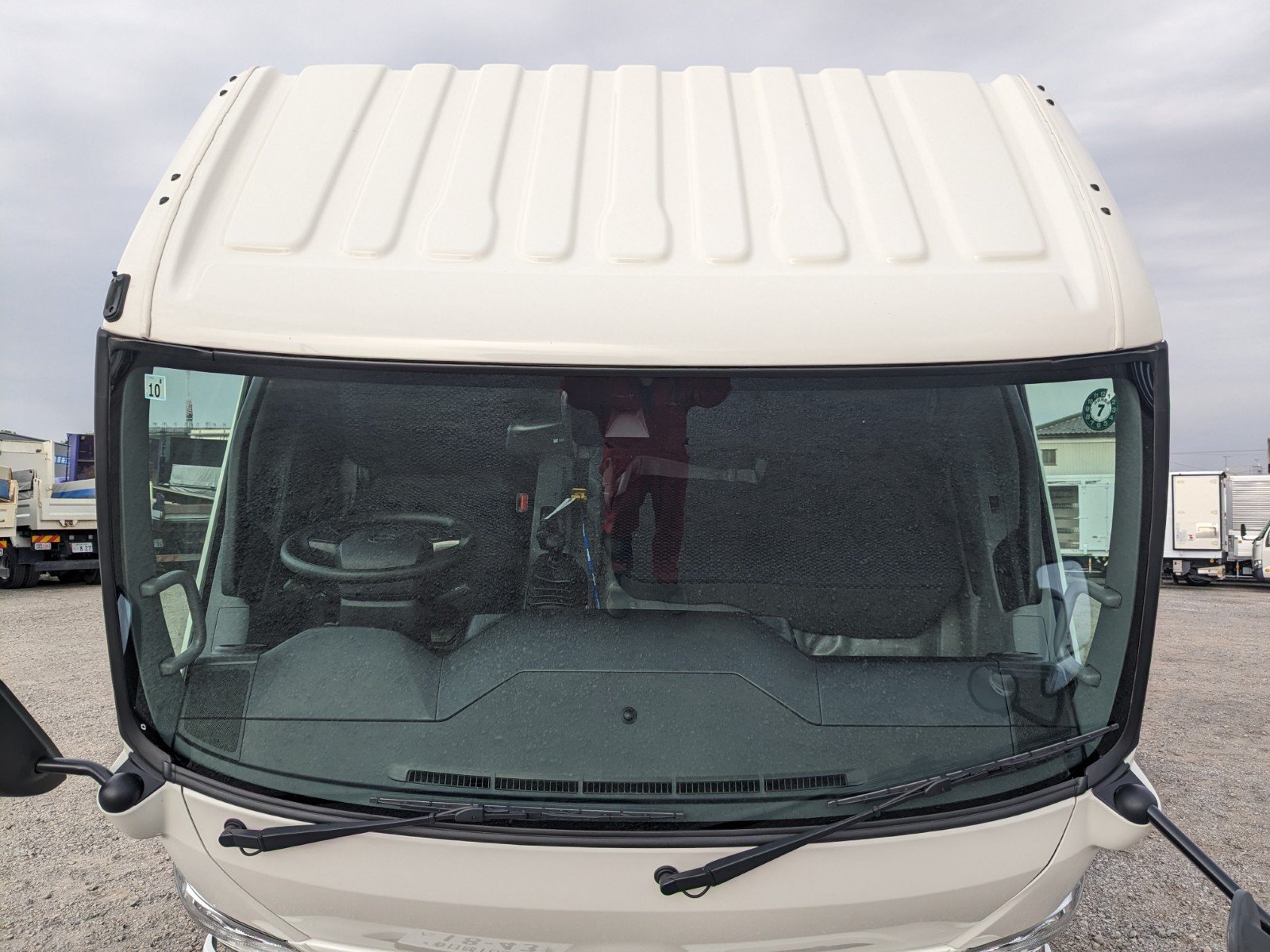vehicle_image_20260423170234KYmckdATOQ.jpg