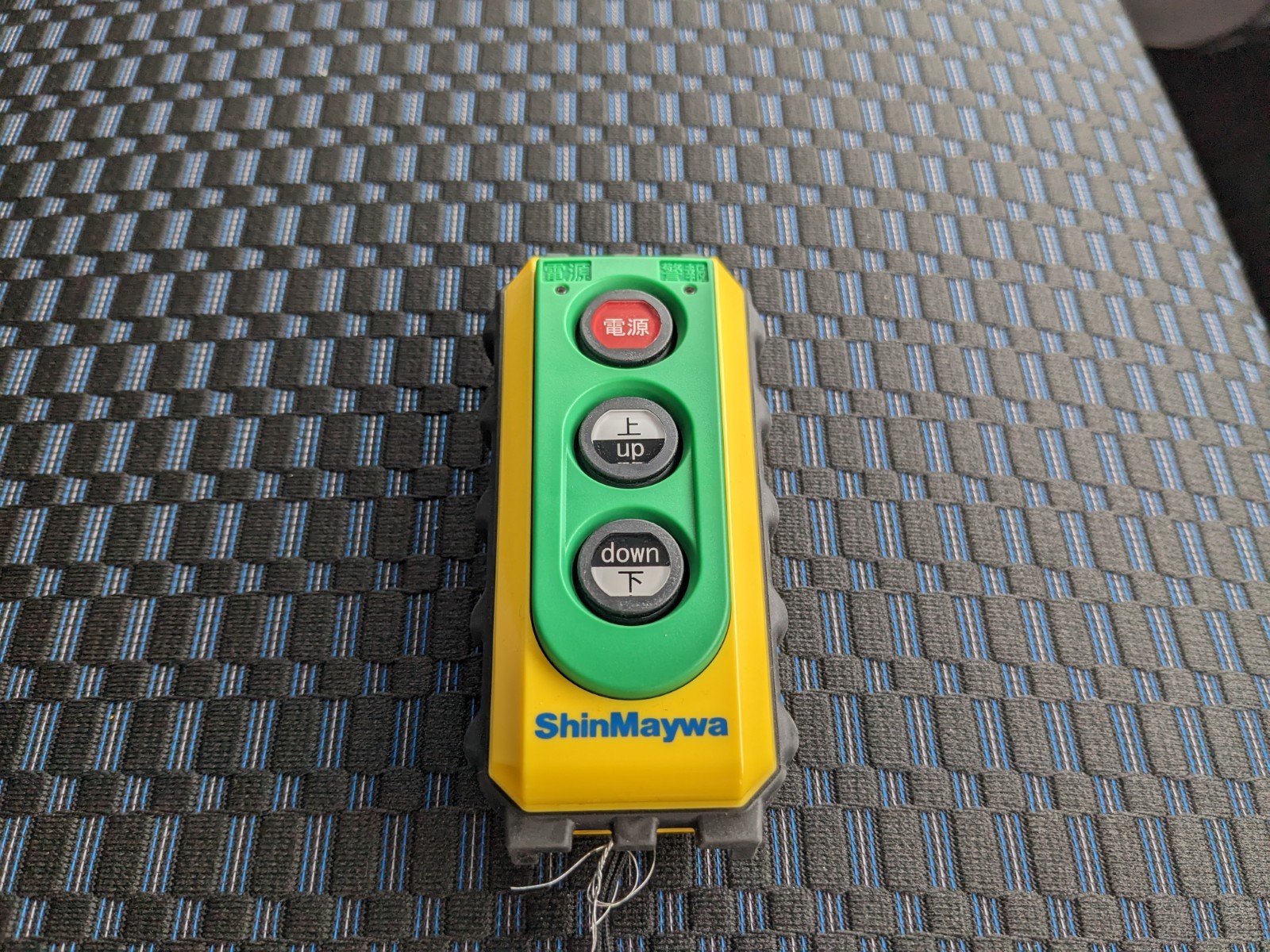 vehicle_image_20260423170234pmVWjAnLDC.jpg