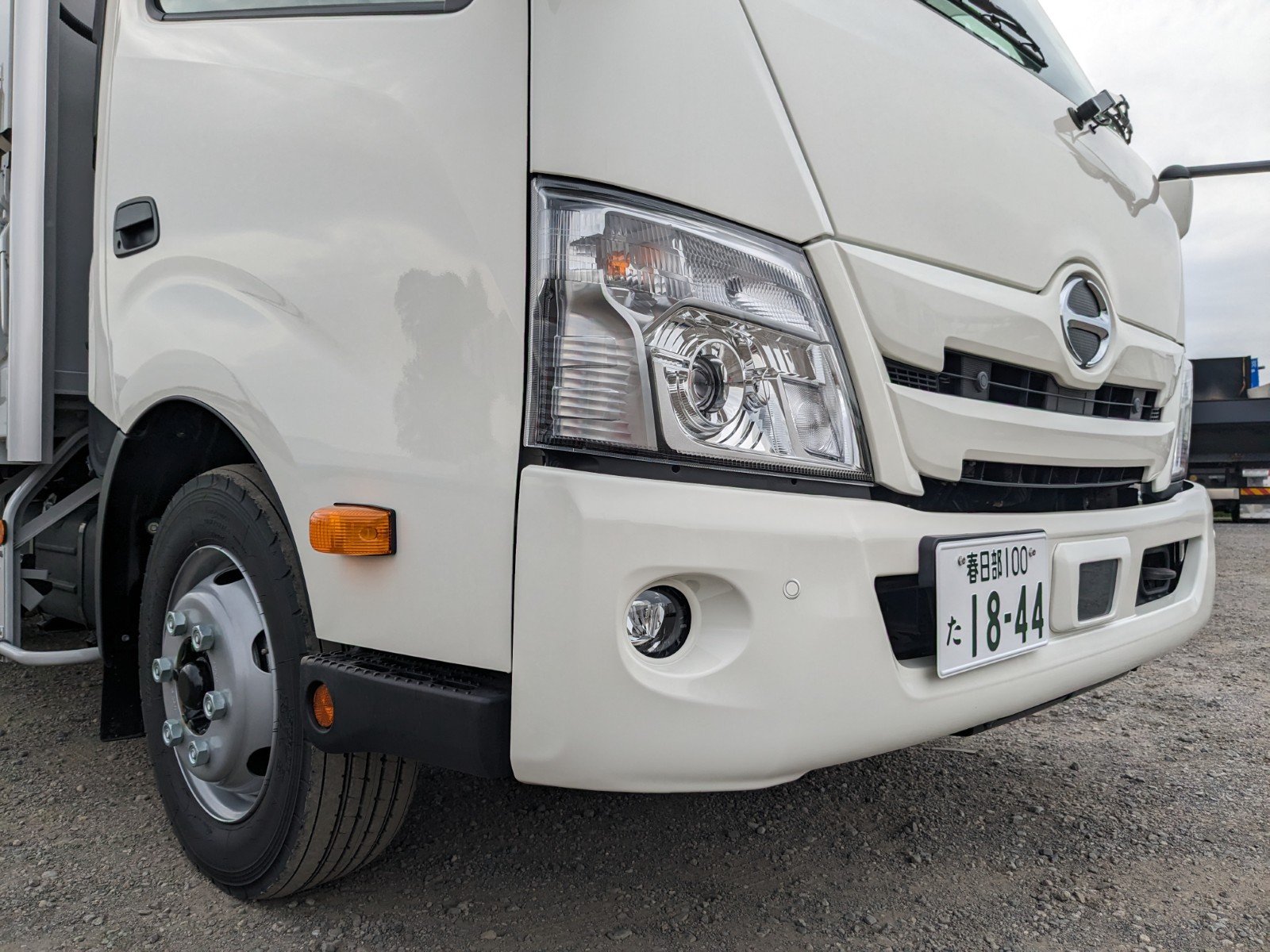 vehicle_image_20260423182247J49txQzQoM.jpg