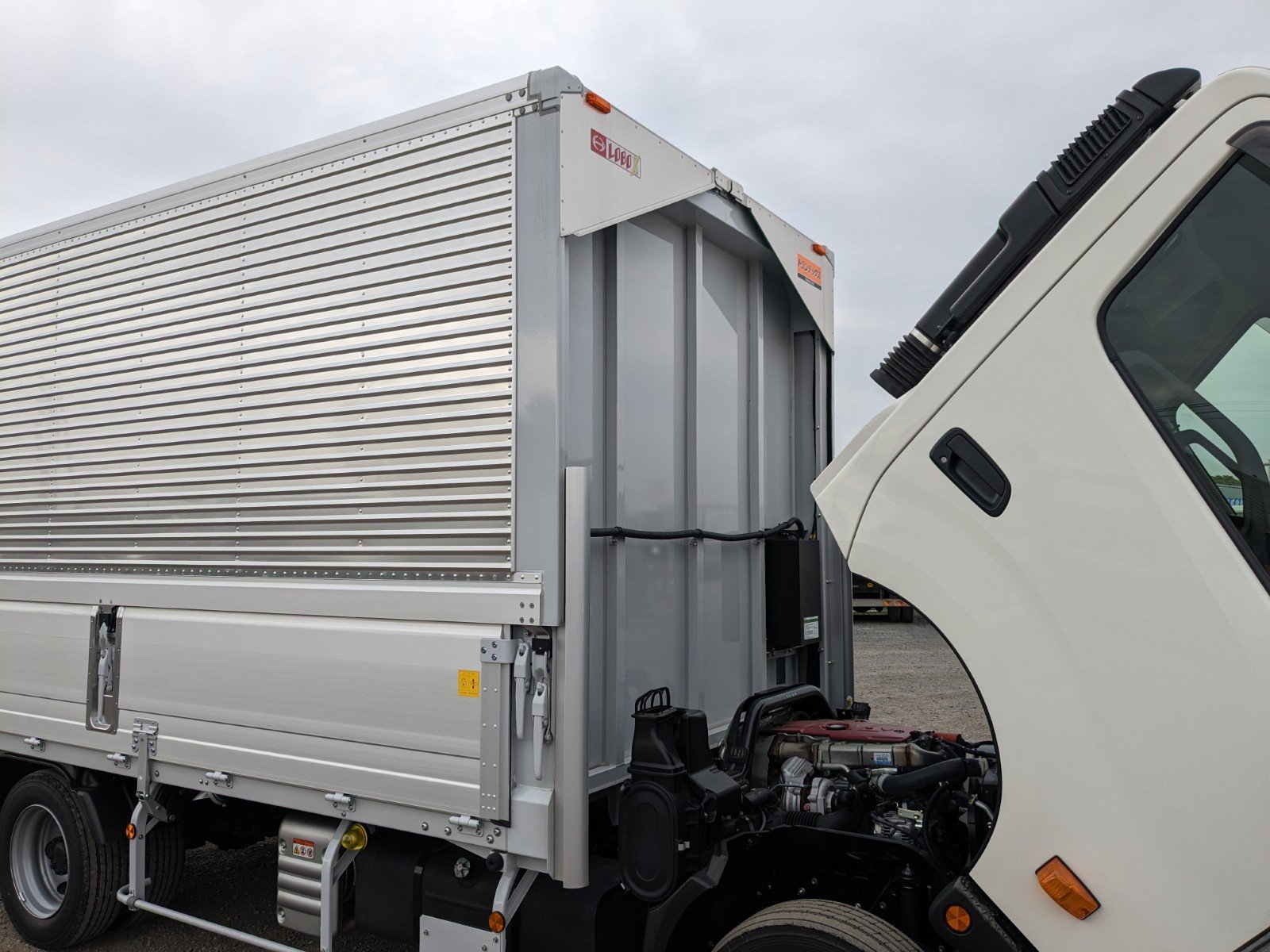 vehicle_image_20260423182247KdPP93Pe7L.jpg