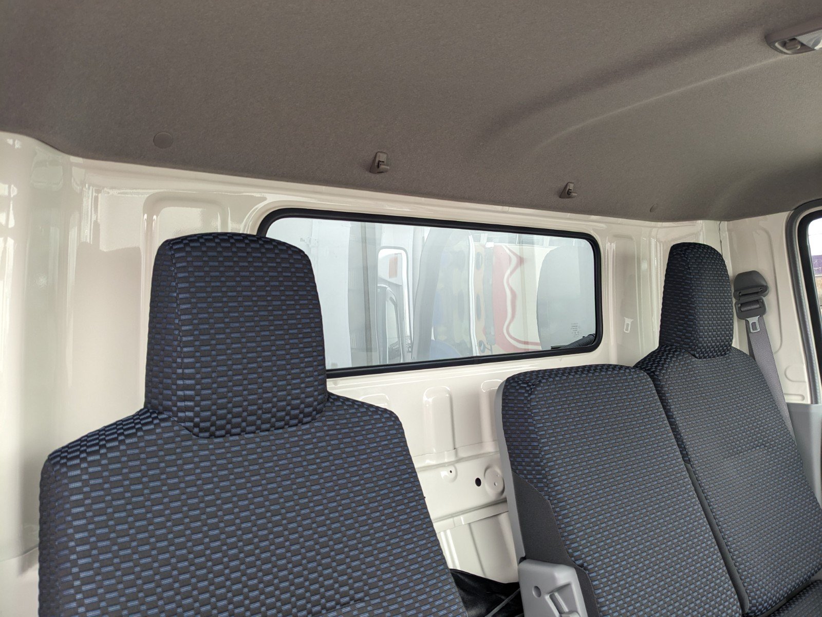 vehicle_image_20260423182247o14pDKyUXw.jpg