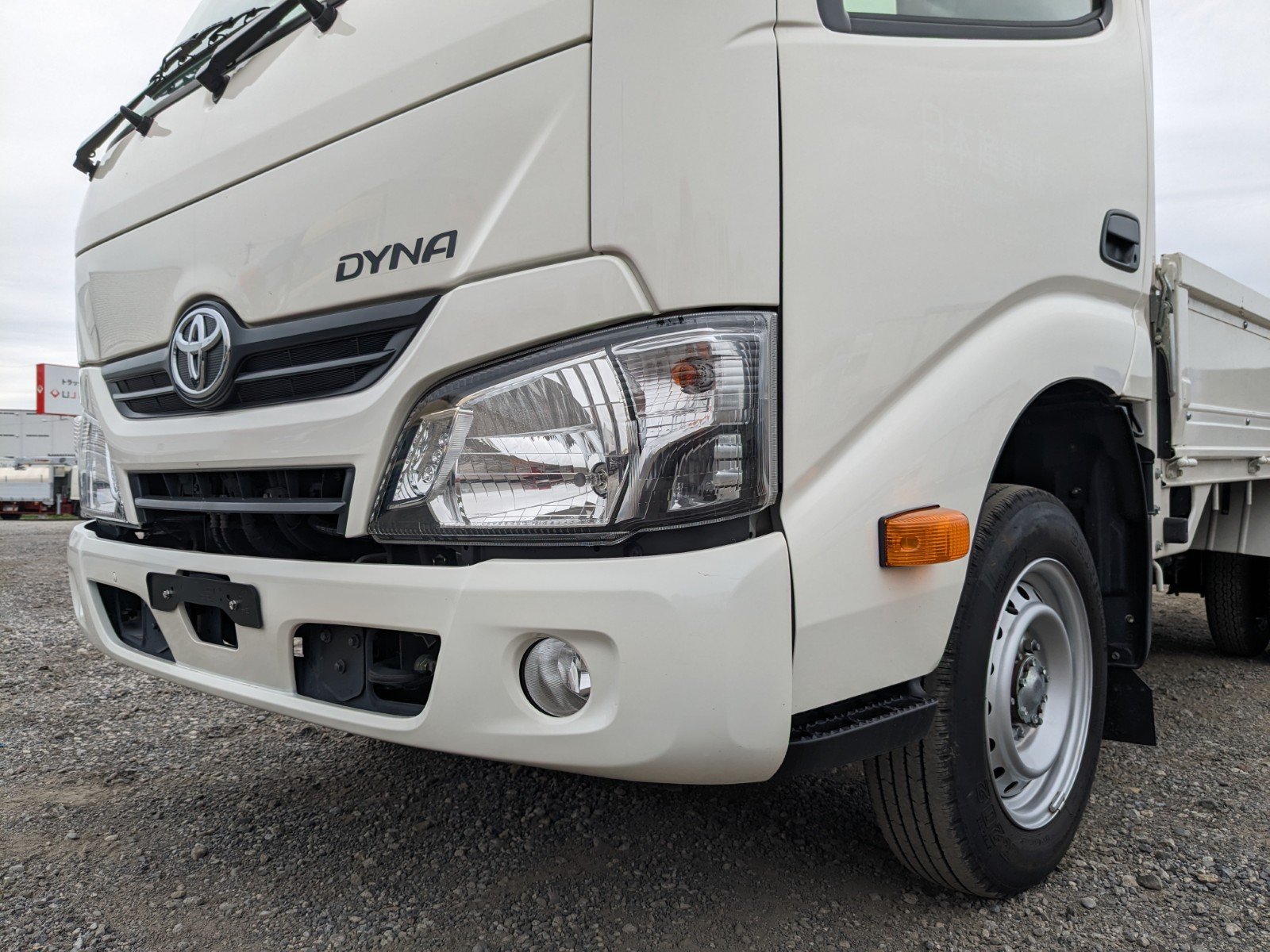 vehicle_image_20260513115007GopXYQdNPw.jpg