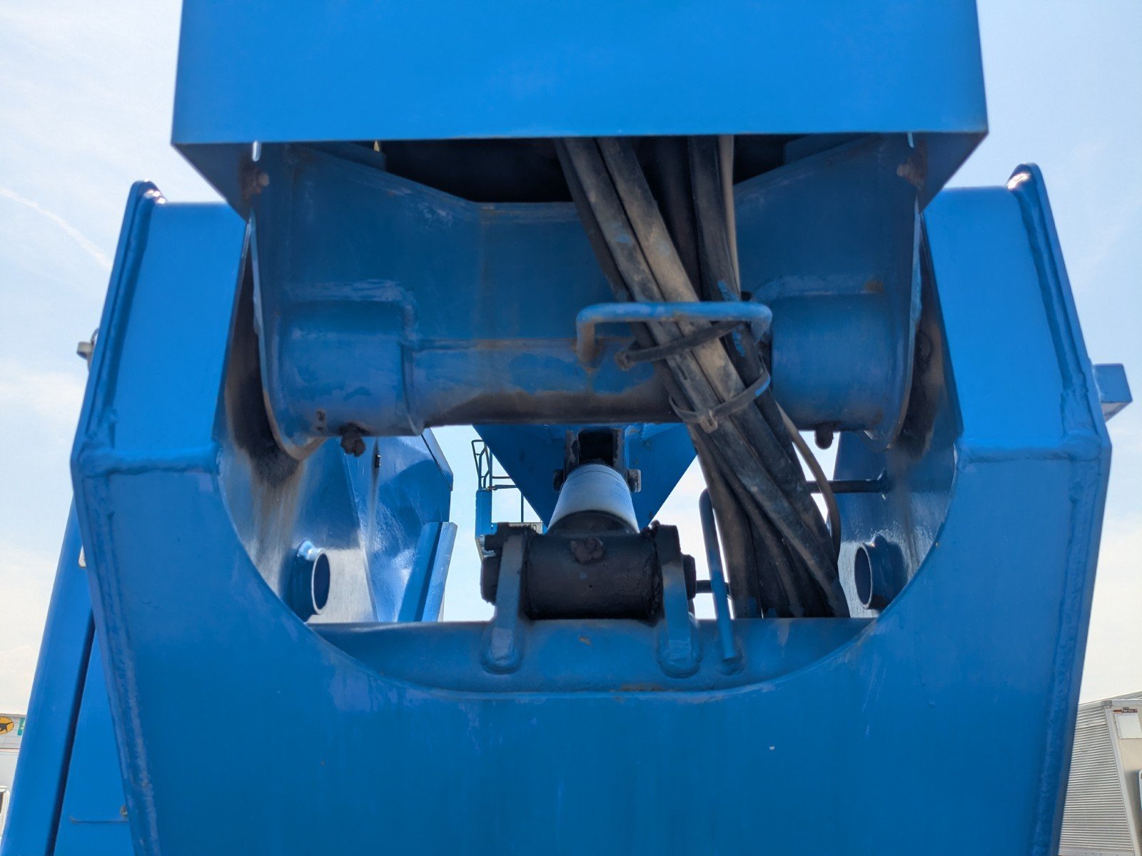 vehicle_image_20260508155356s2rc3qQjoY.jpg