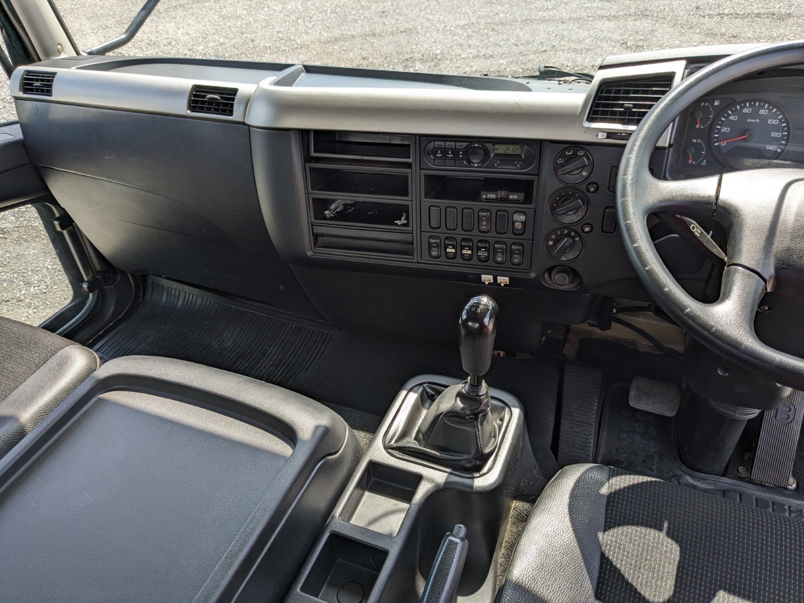 vehicle_image_20260513113810x03m8K6wsl.jpg