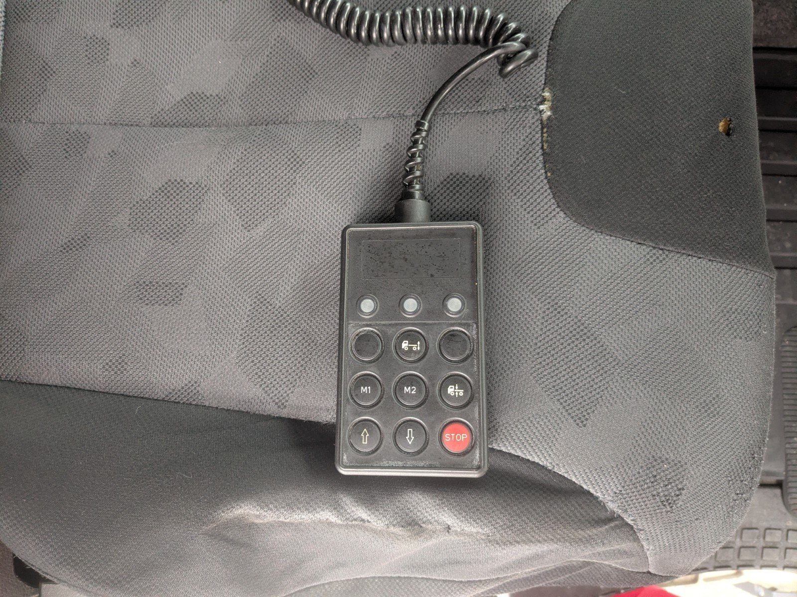 vehicle_image_20260416101211I3lszhxg0N.jpg