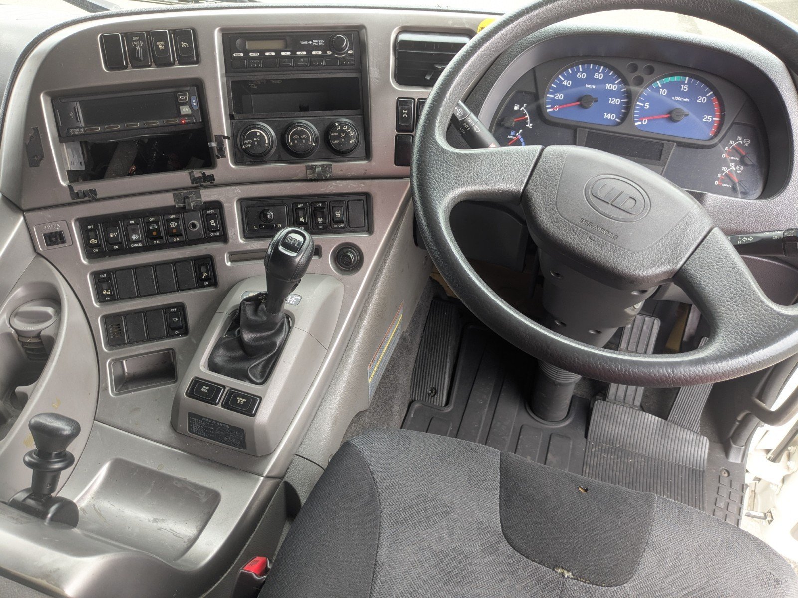 vehicle_image_20260416101211Wi5BWnxp5h.jpg