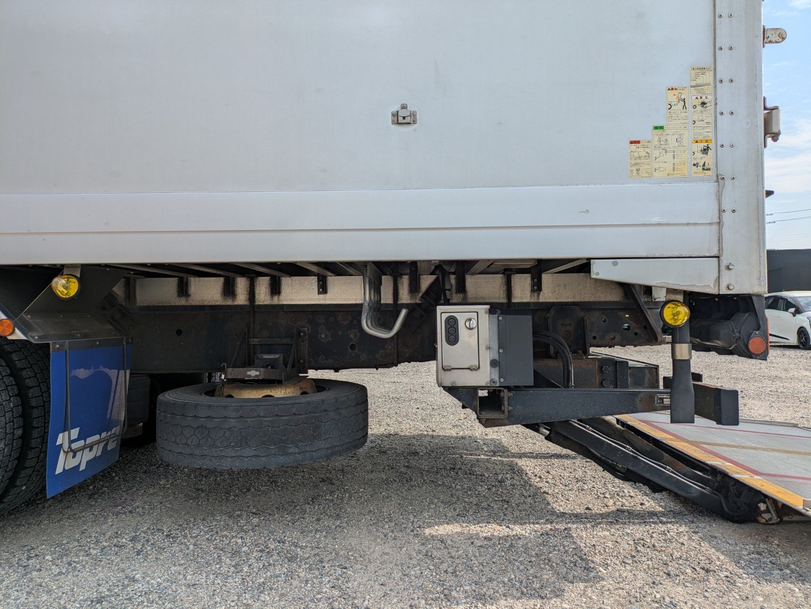 vehicle_image_20260501090151OWawMmbM5W.jpg