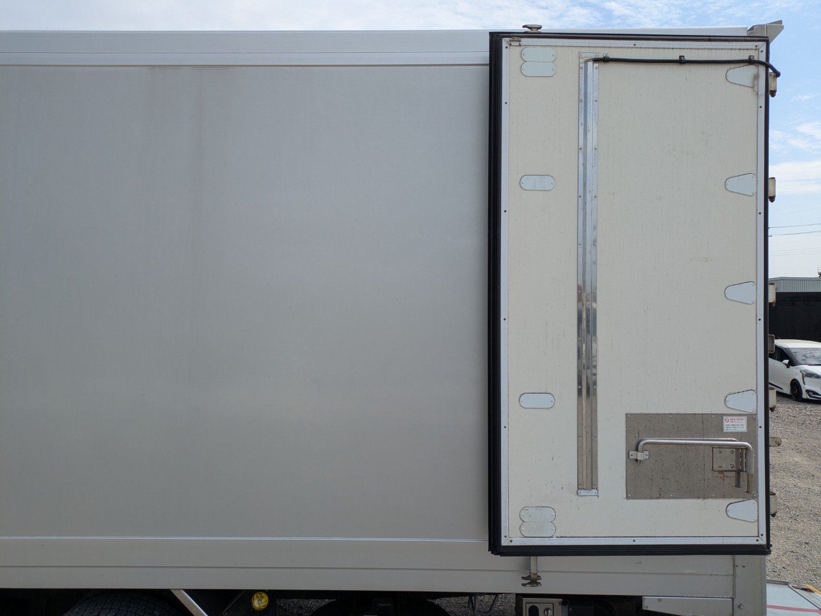 vehicle_image_20260501090151cyhyDGsghs.jpg