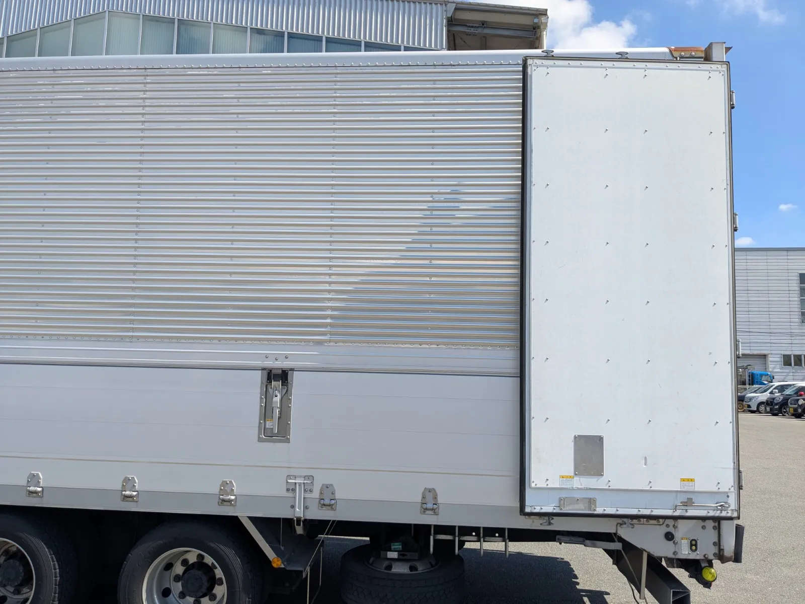 vehicle_image_202607241125145qjWrLSwSF.webp
