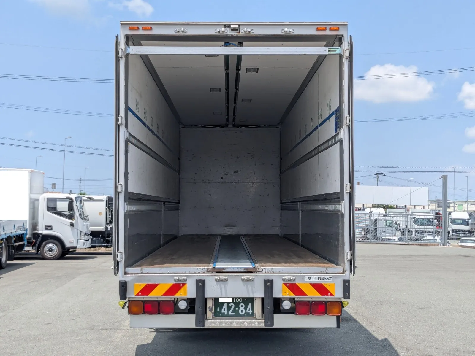 vehicle_image_20260724112514xAlJv4j6kz.webp