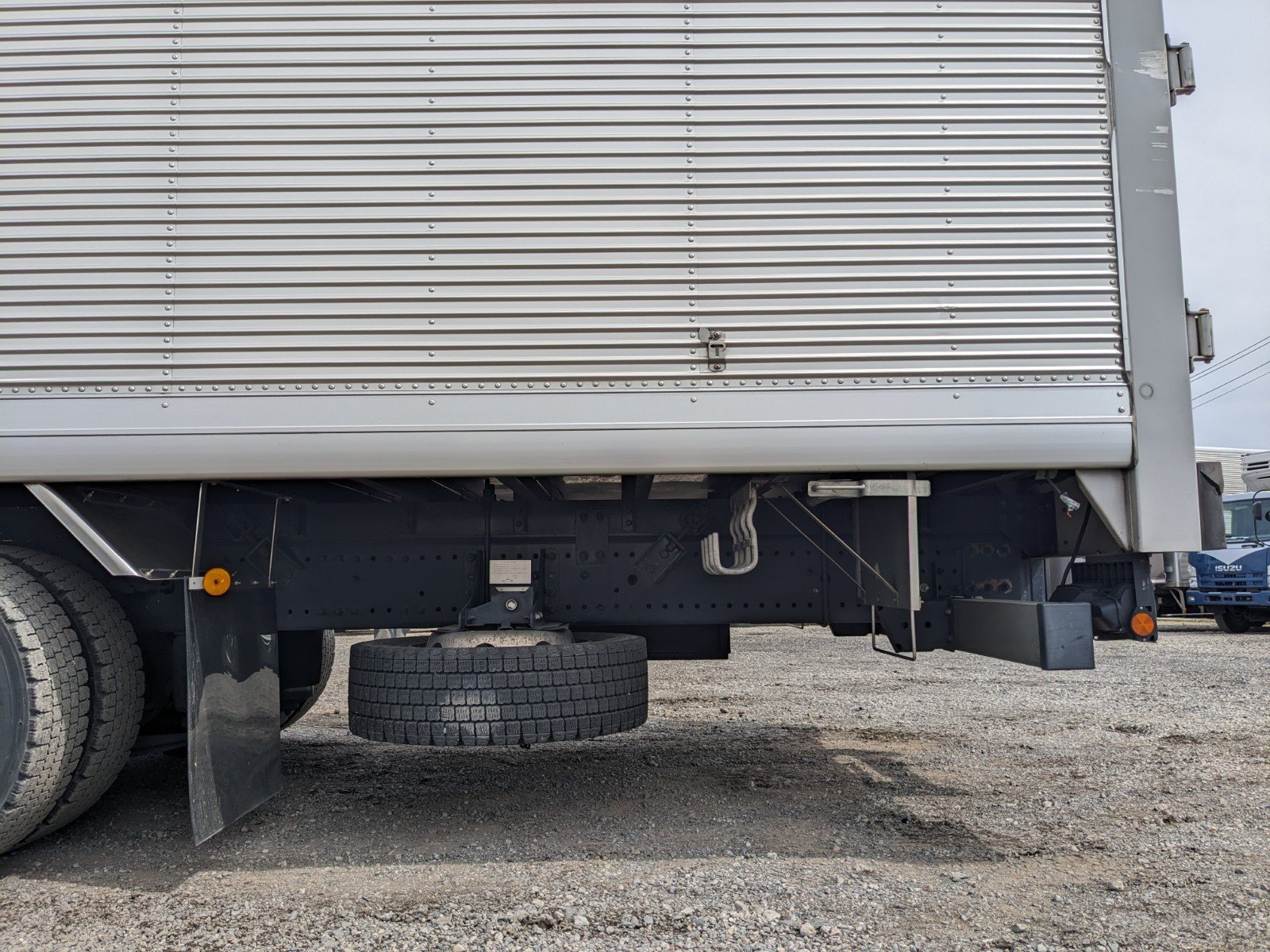 vehicle_image_20260501134541K6tJw88Meq.jpg