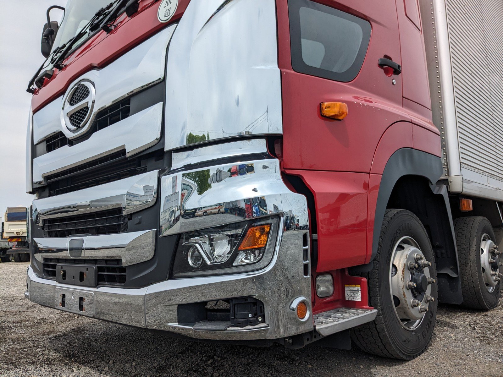 vehicle_image_20260501134541fXKZkB71sR.jpg