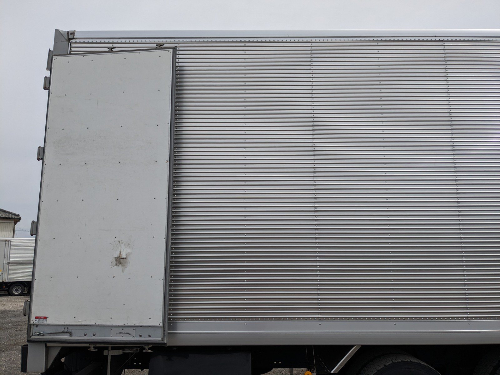 vehicle_image_20260501134541iU0fub321o.jpg