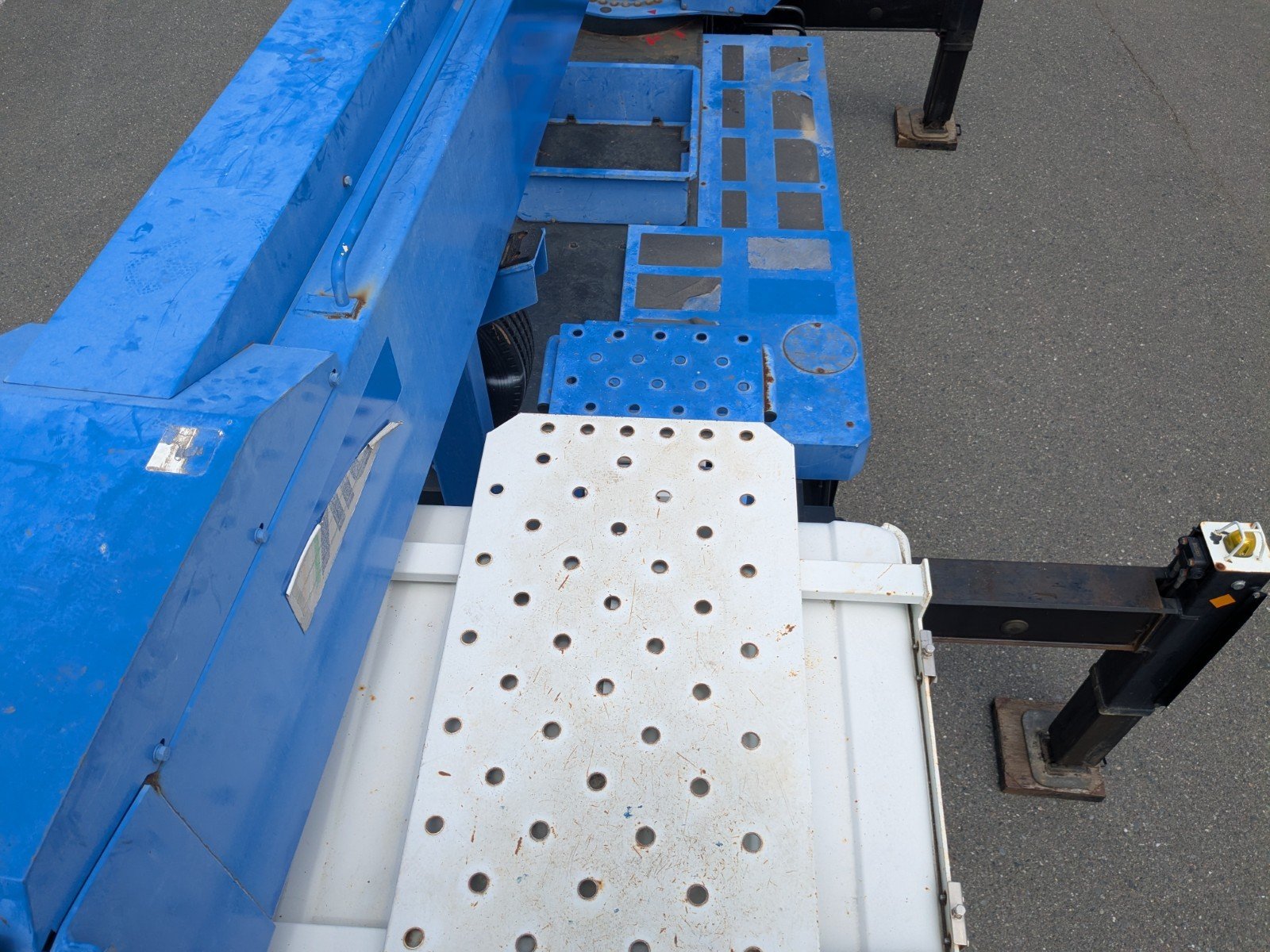 vehicle_image_202605010931246eja9HF2F9.jpg