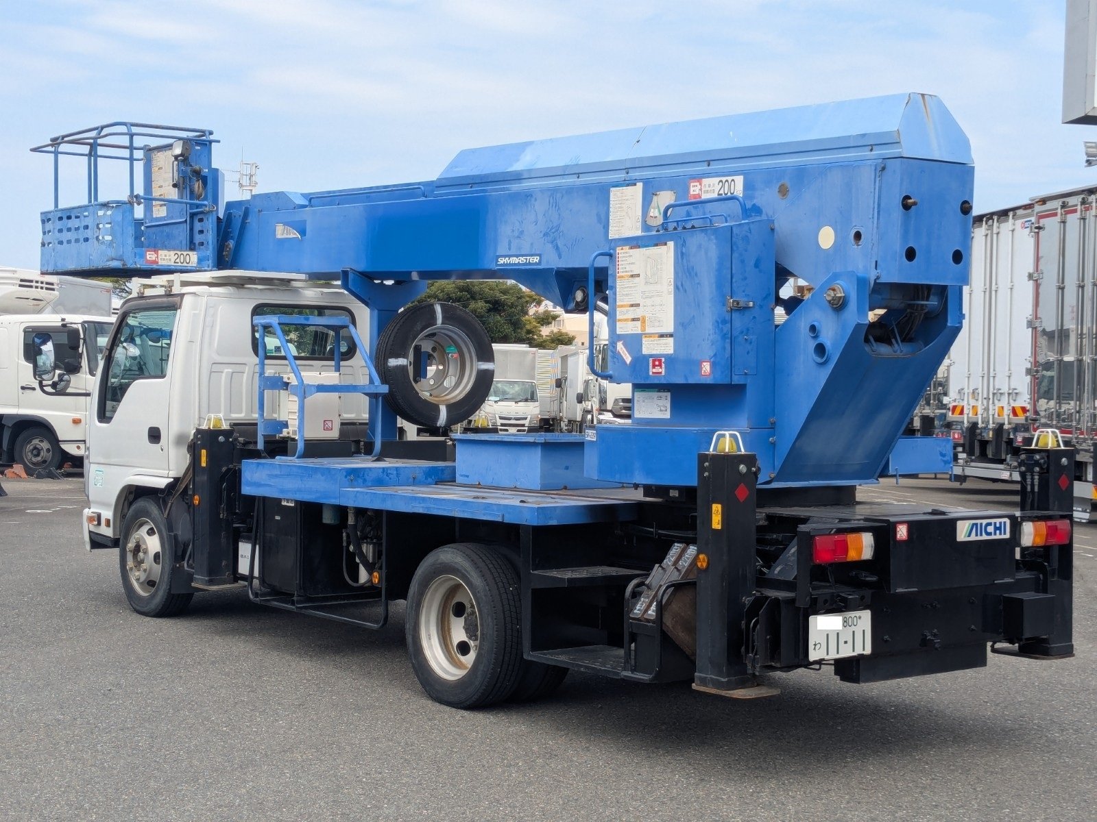 vehicle_image_20260501093124N3XXXYYUQb.jpg