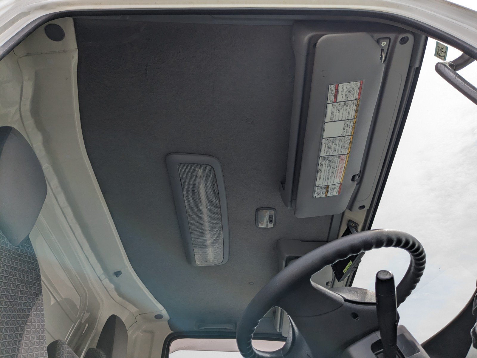 vehicle_image_20260501132917GJ52tBdhdB.jpg
