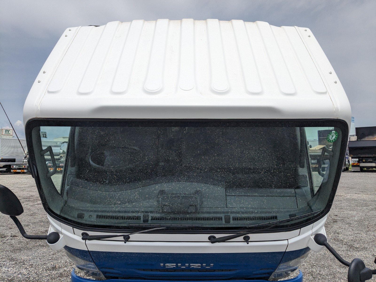 vehicle_image_20260501132917kUYVlHNaXx.jpg