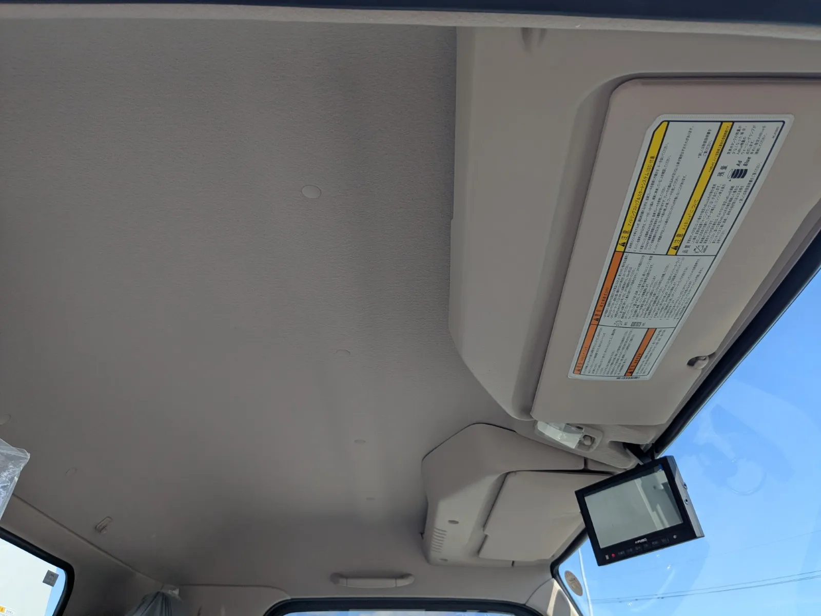 vehicle_image_20260730101651OYSJLBg3Zu.webp