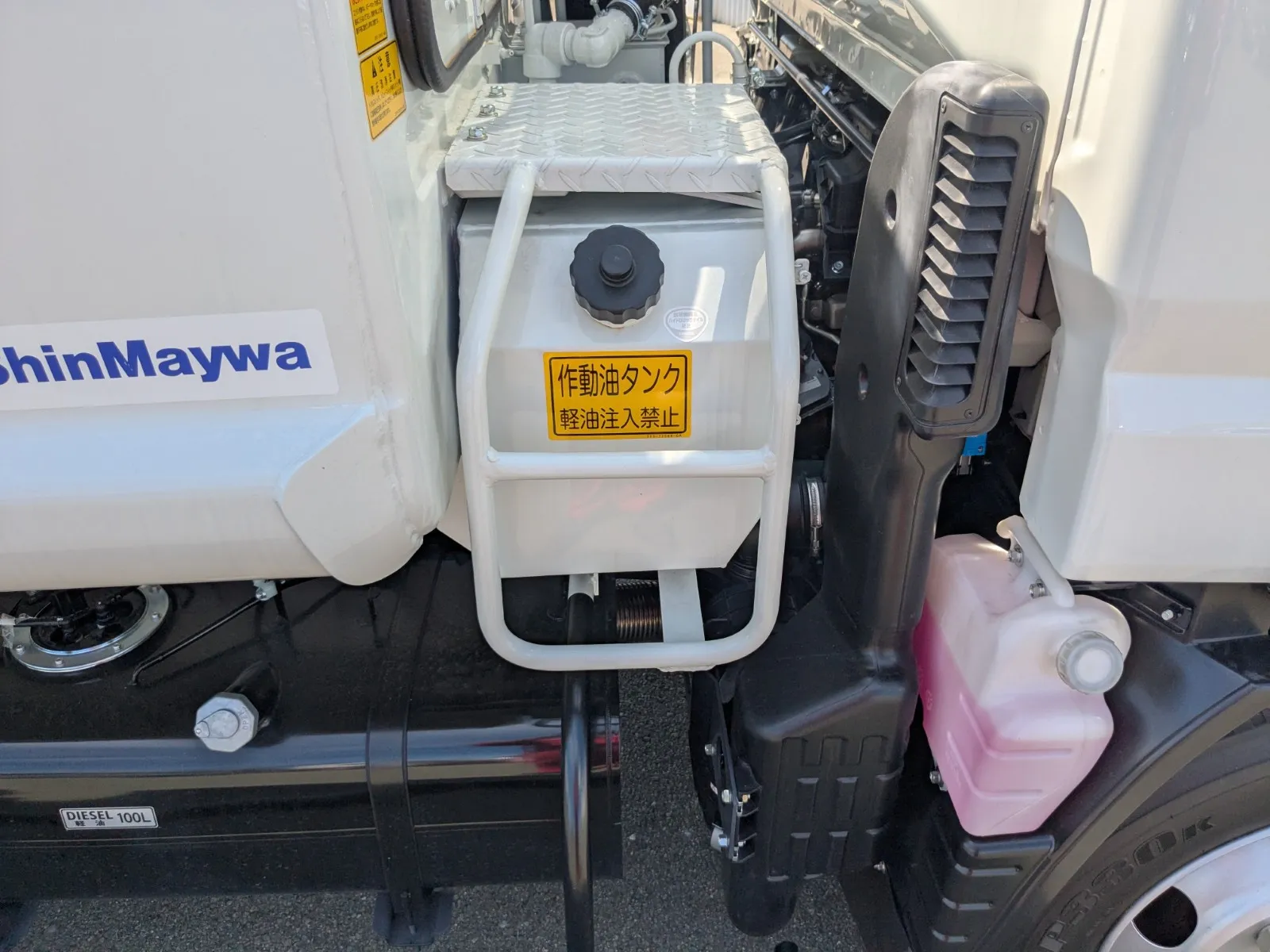 vehicle_image_20260731103014GsUhAWm7du.webp