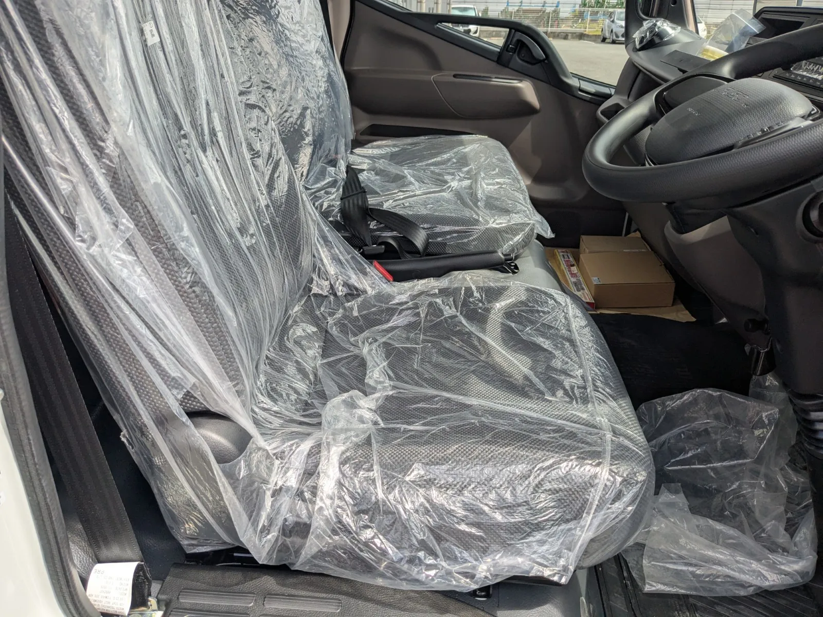 vehicle_image_202607311030177T58NDV73u.webp