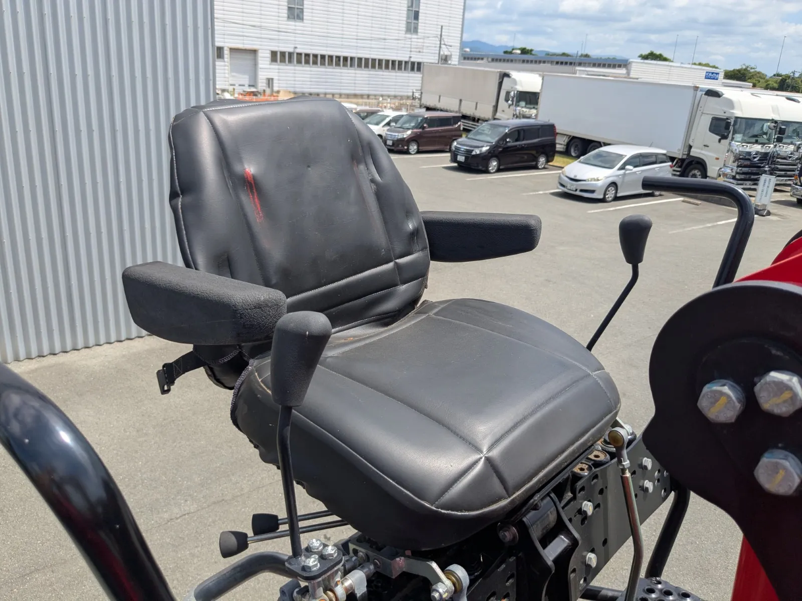 vehicle_image_20260731102453iY2tAtxRBf.webp
